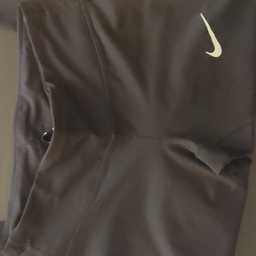 NIKE - Picture 11 of 11